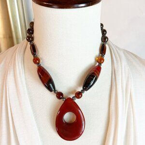 Stone Teardrop Pendant Beaded Necklace With Red & Black Agate Beads